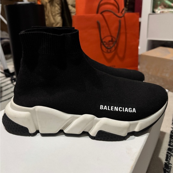Balenciaga Speed Knit Sneaker Size 38 - Picture 4 of 13